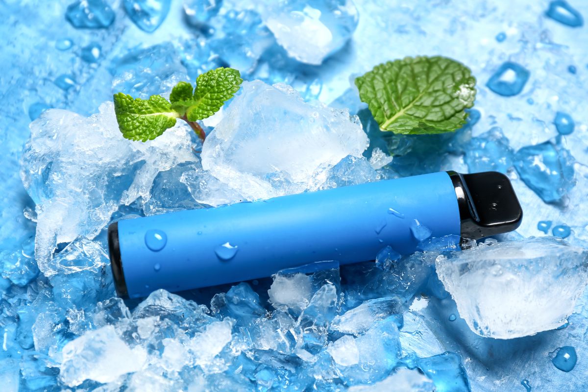 Disposable vape in water